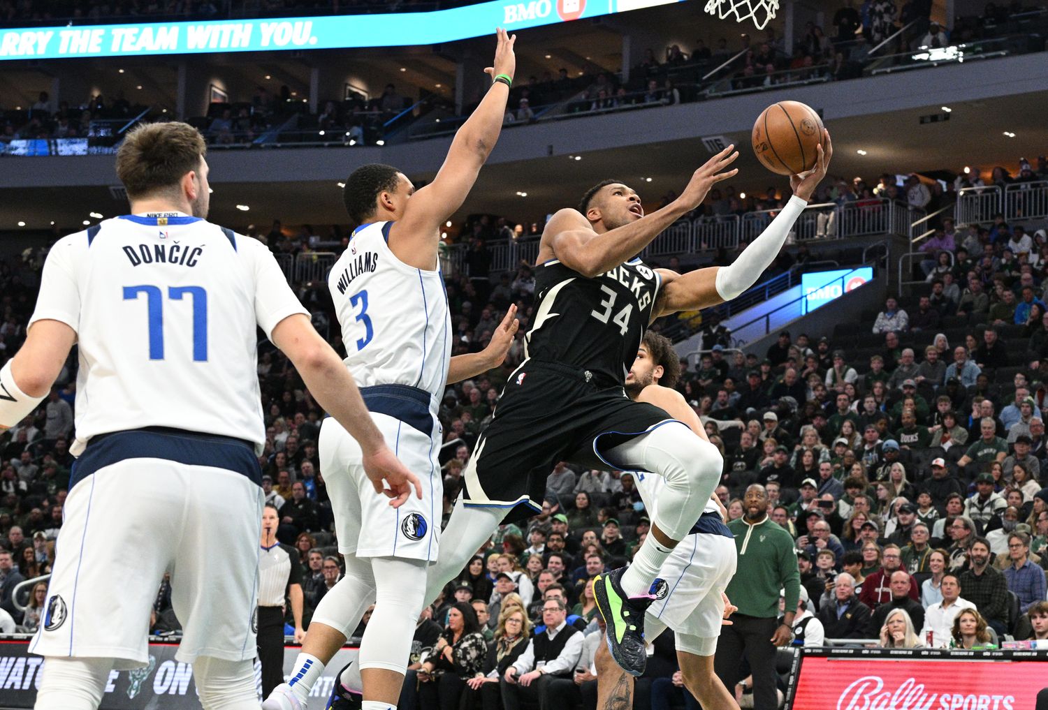 Milwaukee Bucks superstar Giannis Antetokounmpo gets to the rim against the Dallas Mavericks. 